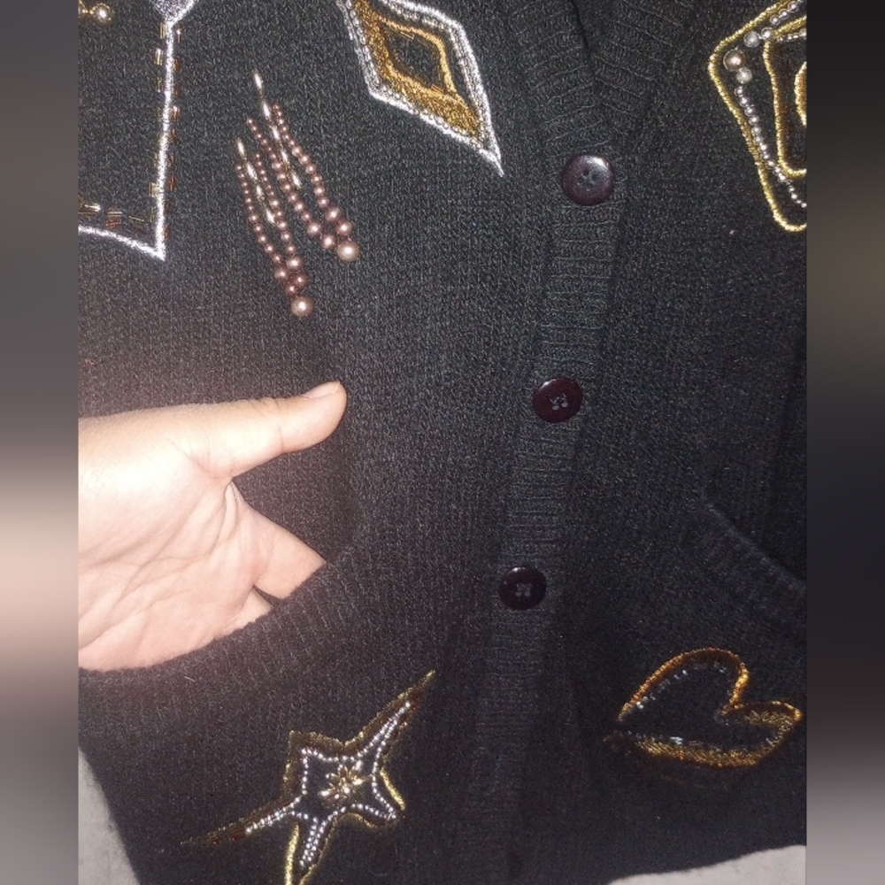Ib Fission Hong Kong Made Knit In China Black Vest with Gold Silver Embroidery - Picture 3 of 9